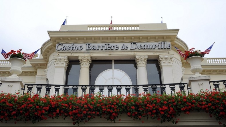 Déconfinement : les cinémas et casinos rouvriront le 22 juin, les stades le 11 juillet