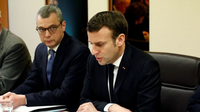 Macron prêt à tout pour faire taire l'affaire Kohler ? La séparation des pouvoirs mise à mal