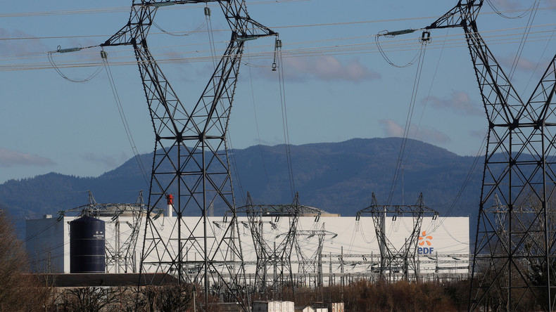 Plus que quelques heures avant l'arrêt définitif de la centrale nucléaire de Fessenheim