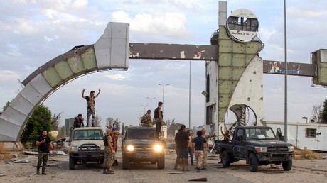 Libye : les forces gouvernementales annoncent la reprise de l'aéroport international de Tripoli