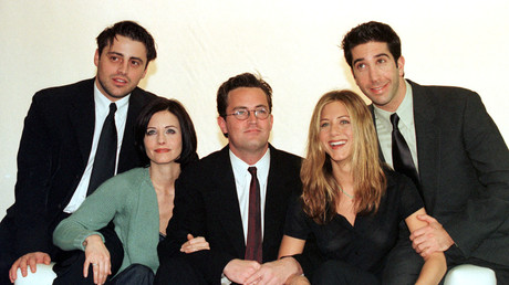 En larmes, une créatrice de Friends regrette le manque de diversité de la série