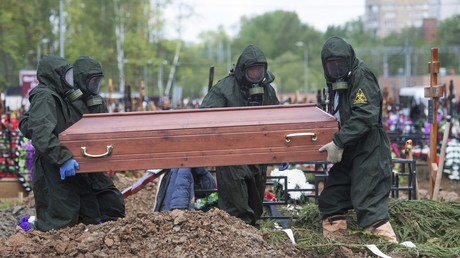 Covid-19 : en mai, Moscou constate près de 60% de décès de plus qu'en période normale