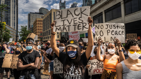 Rayshard Brooks, afro-américain tué par la police à Atlanta : la directrice de la police démissionne