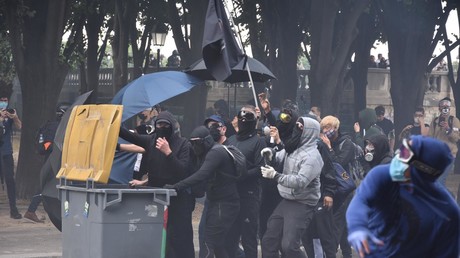 Violences «inacceptables» : des soignants dénoncent le retour des black blocs en manifestation