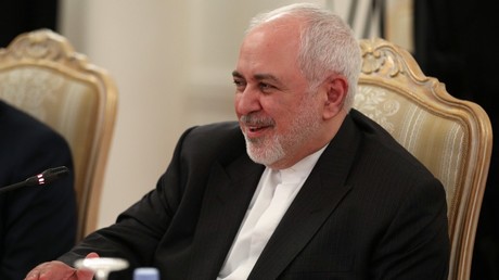 Zarif assure que l’Iran continuera sa collaboration économique avec la Syrie malgré la loi César