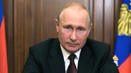 Face à la crise, Poutine augmente de deux points l’imposition des salaires les plus élevés