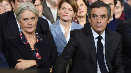 Affaire des emplois fictifs : François Fillon condamné à cinq ans de prison, dont deux ferme