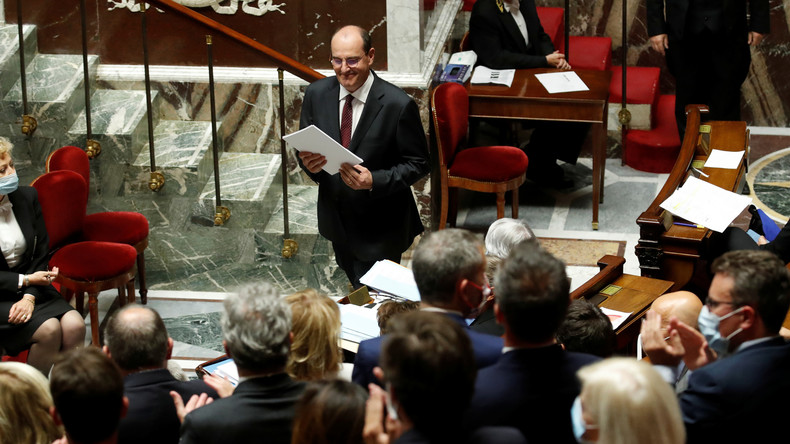 L'exécutif et des élus volent au secours d'une députée LREM ciblée par Génération identitaire