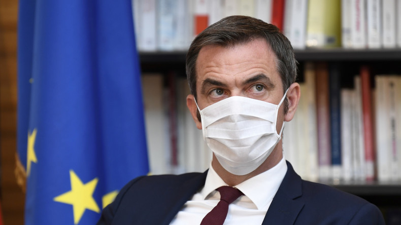 Covid-19: vers une généralisation de l'obligation du port du masque dans les lieux publics ouverts ?