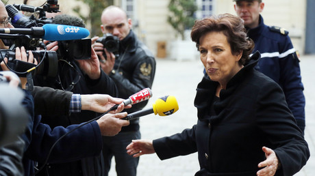 Roselyne Bachelot à propos des médecins : «Mais qu'est-ce que c'est que ce pays infantilisé ?»