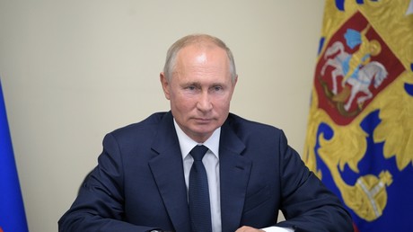 Vladimir Poutine salue les résultats obtenus par la Russie face au coronavirus
