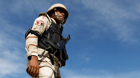 Soldat de l'armée égyptienne (image d'illustration)