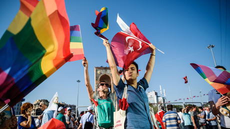 La Turquie accusée de vouloir censurer un personnage gay d'une série Netflix devant y être tournée