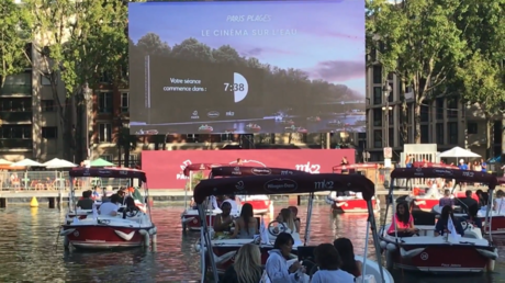 Un cinéma sur l'eau : connaissez-vous le «boat-in» ?