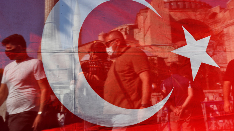 Turquie : l'avocate incarcérée, Ebru Timtik, est morte au terme d'une grève de la faim de 238 jours