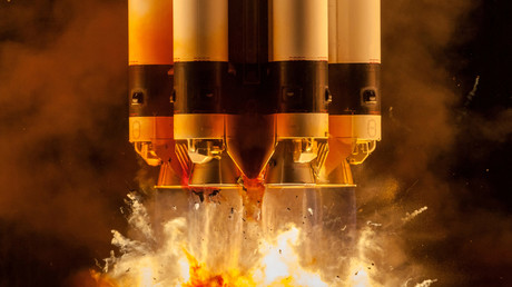 La fusée porteuse Proton-M décolle de la rampe de lancement au cosmodrome de Baïkonour, Kazakhstan, le 31 juillet 2020.