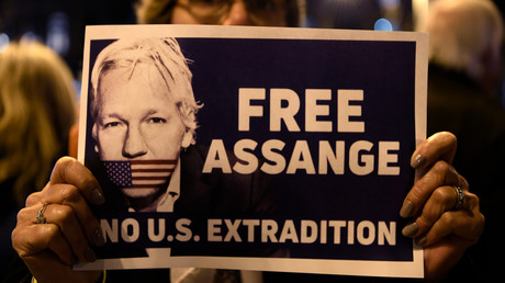 Extradition d'Assange : plus de 150 avocats et juristes en appellent au gouvernement britannique