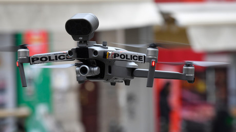 Emeutiers : Darmanin reprend l'idée des drones de surveillance pour procéder à des identifications