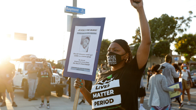 Los Angeles : manifestation après la mort d'un homme noir, Dijon Kizzee, tué par la police