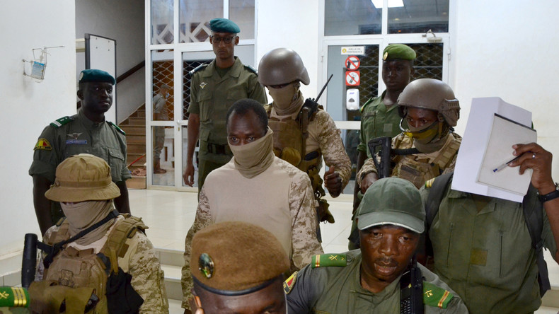 Mali : la junte consulte les partis et la société civile en vue de la transition