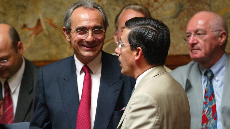 Décès de Bernard Debré : pluie d'hommages dans la classe politique française