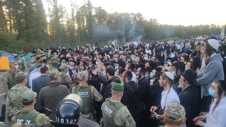 2 000 pèlerins juifs hassidiques bloqués à la frontière entre la Biélorussie et l'Ukraine