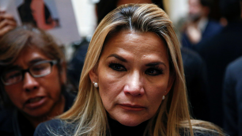 «Si nous ne nous unissons pas, Morales revient»: Jeanine Anez renonce à être candidate aux élections