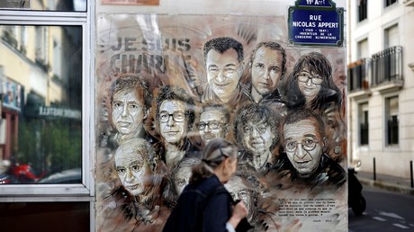 La fresque du street artiste français Christian Guemy en hommage aux 12 victimes de l'attentat de Charlie Hebdo le 7 janvier 2015