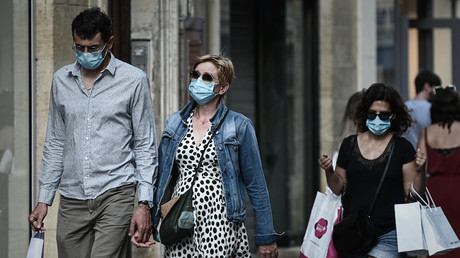 Des passants masqués dans les rues de Bordeaux le 5 septembre (image d'illustration)