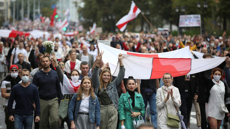 Des dizaines de milliers de manifestants anti-Loukachenko à Minsk, plus de 600 arrestations