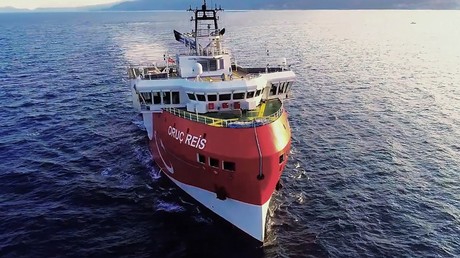 Tensions en Méditerranée : le navire de recherche sismique turc regagne le port d'Antalya