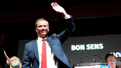 Restaurer l'ordre, relocaliser, RIC : Dupont-Aignan candidat à la présidentielle