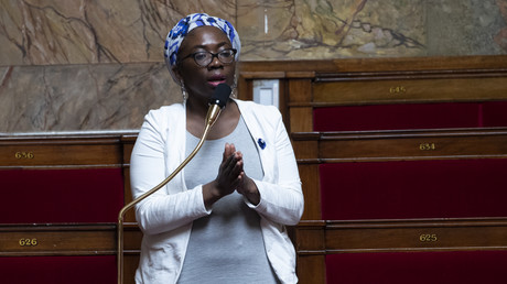 Stains : le maire inaugure une nouvelle fresque contre le racisme, à l'effigie de Danièle Obono