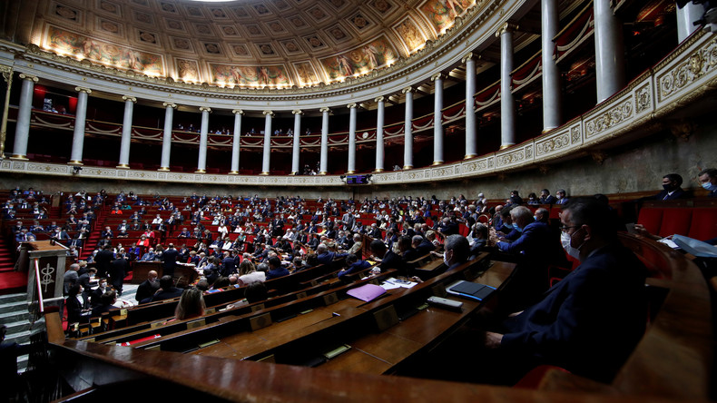 IVG : l'Assemblée donne un premier feu vert à l'allongement du délai légal