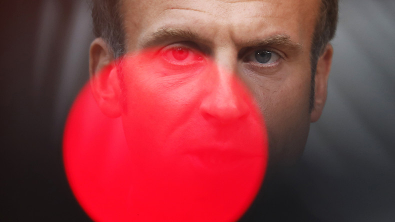 Tuer ou épargner Macron dans un jeu de rôle ? Un «escape game» revendique son droit à la caricature