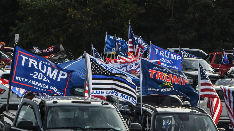 Jets de projectiles, bagarres: des juifs pro-Trump pris à partie lors d'une manifestation à New York