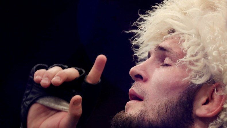 Caricatures de Mahomet : la star de MMA Khabib Nourmagomedov traite Emmanuel Macron d'«ordure»