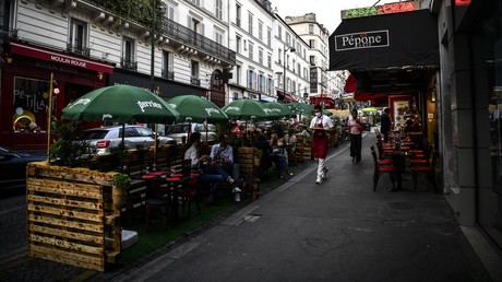 La terrasse d'un restaurant à Paris. (Image d'illustration)