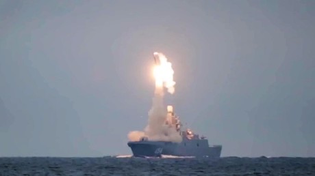 Le missile Zircon lancé mardi depuis la Mer Blanche (Russie) par la frégate Amiral Gorchkov