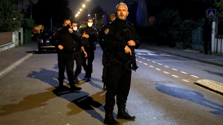 «Jette ton arme !» «Il tire !» : la vidéo de l'intervention policière à Eragny-sur-Oise