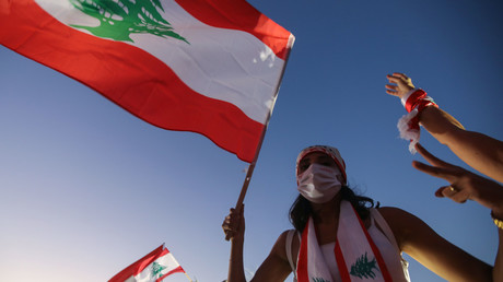 Un an après les débuts d'un soulèvement populaire inédit, quelle est la situation au Liban ?
