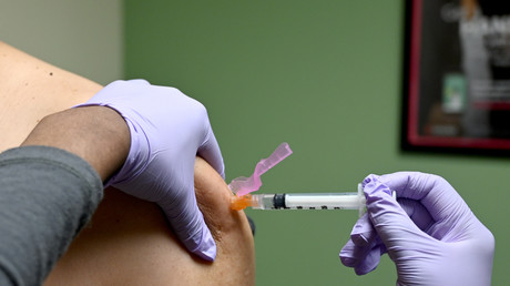Covid-19 : le directeur de l'OMS met en garde les pays riches contre un «nationalisme vaccinal»