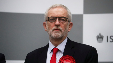Le chef du Labour Jeremy Corbyn attend les résultats des élections générales, le 13 décembre 2019.