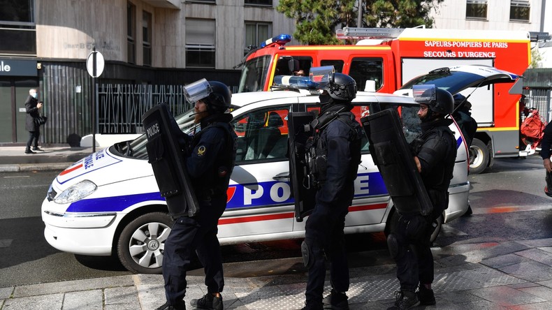 Nantes : jets de projectiles sur les enseignants d'un lycée le jour de l'hommage à Samuel Paty
