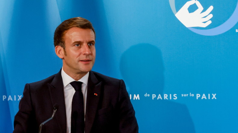 Macron sur la liberté d'expression : «Je ne vais pas changer mon droit parce qu'il choque ailleurs»