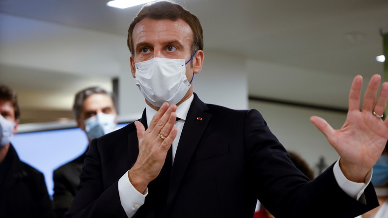 «Nous n’avons pas voté pour ça» : 33 personnalités interpellent Macron dans une tribune