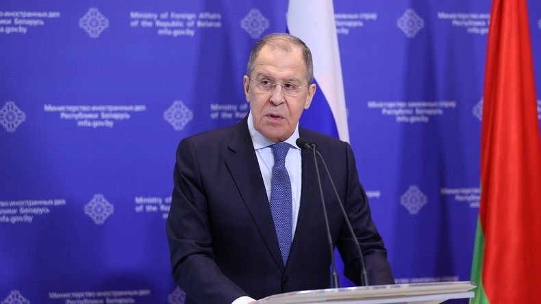 Sécurité globale, Gilets jaunes : Lavrov dénonce un deux poids, deux mesures envers la Russie