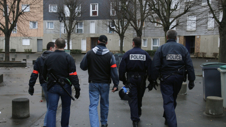 France 2 renonce à tourner une émission en banlieue parisienne pour des raisons de sécurité