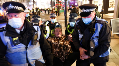 Angleterre : affrontements entre la police et des manifestants anti-confinement