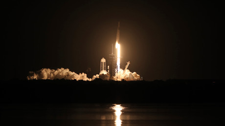 Une fusée Falcon 9 décolle du complexe de lancement 39A au Kennedy Space Center en Floride le 15 novembre 2020 (image d'illustration).